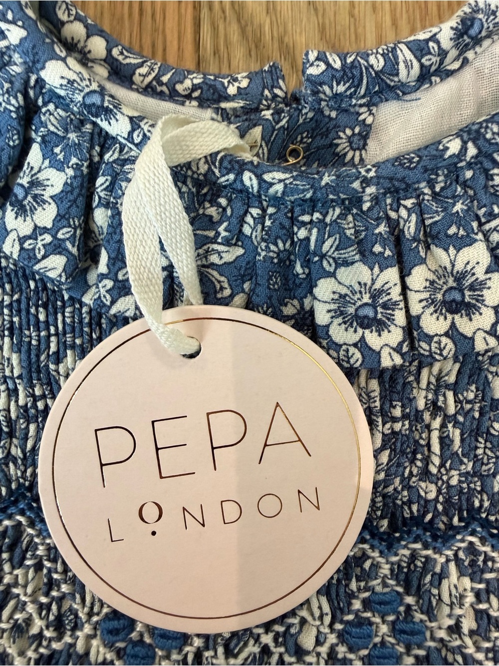 🌸 Pepa London Liberty Blue Floral Smocked Dress Girls 2T NWT - Picture 3 of 5